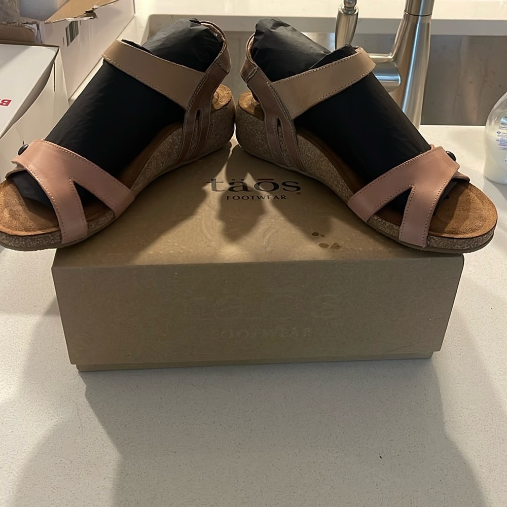 Täōs “Sadie” shoes